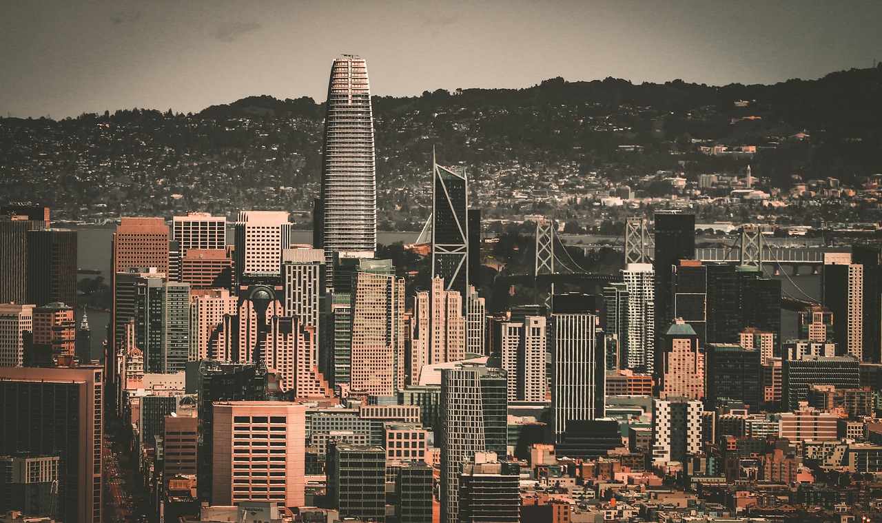 力的差距逐 力的差距逐